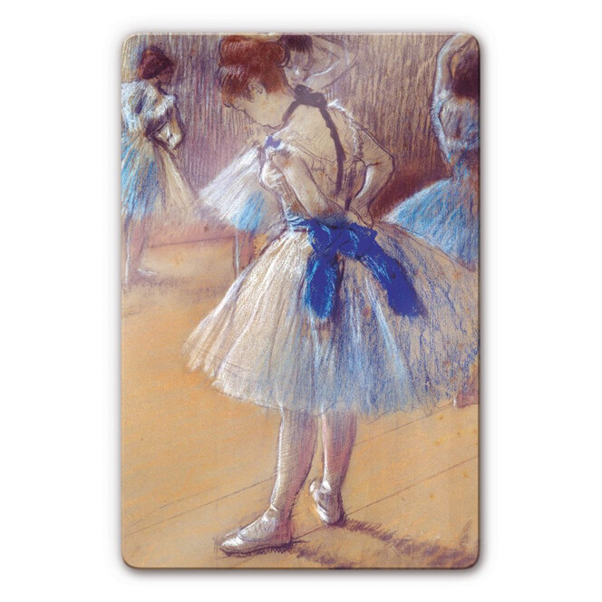 Glasbild Degas - Tänzerin beim Binden der Schleife