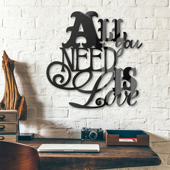 Acrylbuchstaben All you need is Love