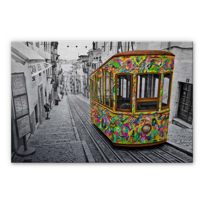 Alu-Dibond Bild mit Silbereffekt Ben Heine - Tram in Lissabon